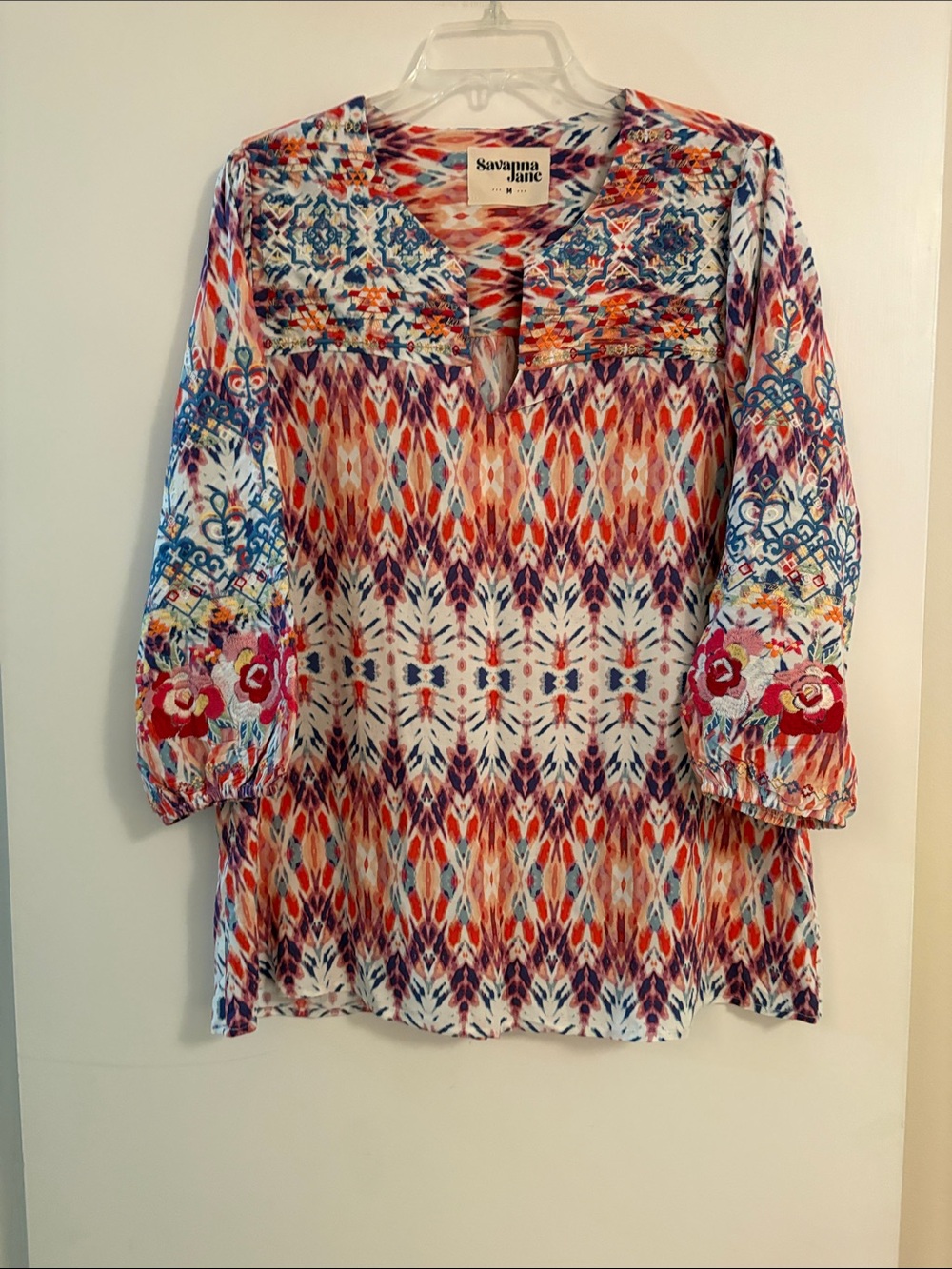 🏵️ Multicolor Embroidered Tunic Top